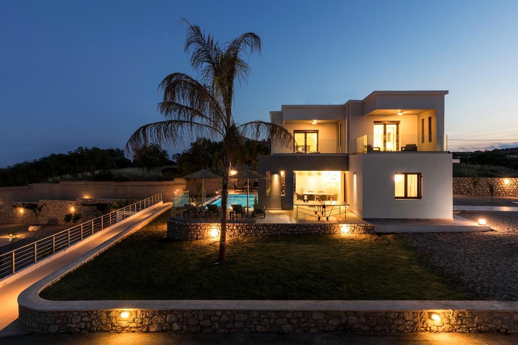 Antonoglou Beach Villas - Waterfront Luxury Retreat Λαχανιά Εξωτερικό φωτογραφία